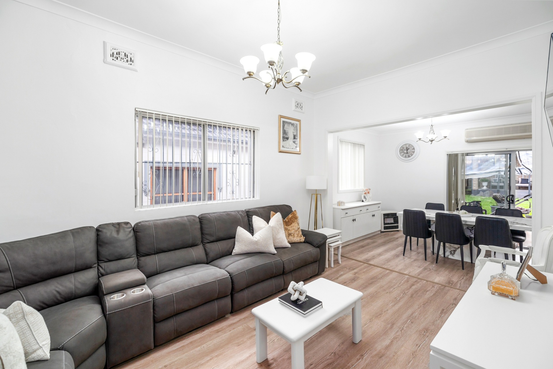 6 The Avenue, HURLSTONE PARK