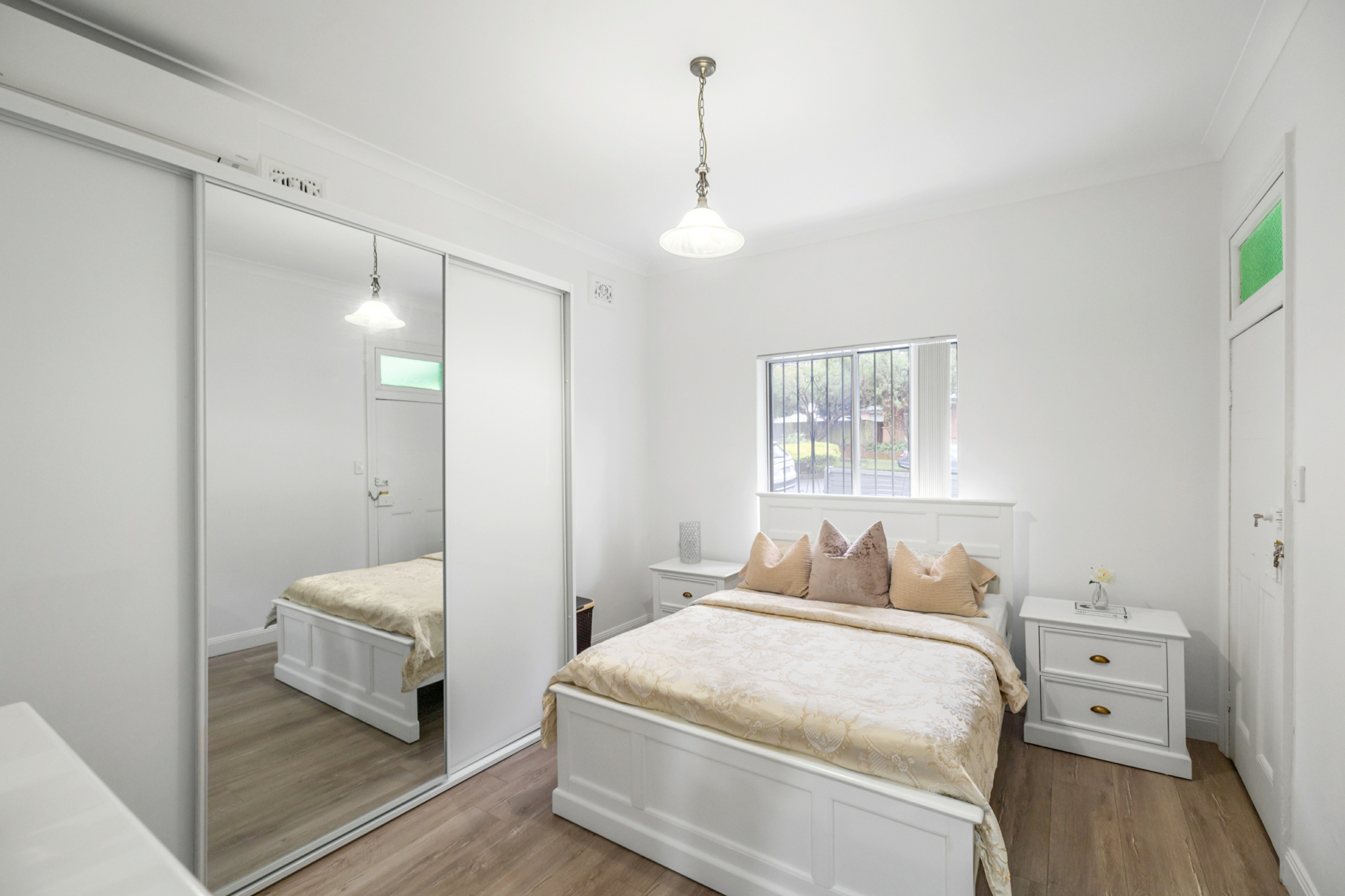6 The Avenue, HURLSTONE PARK