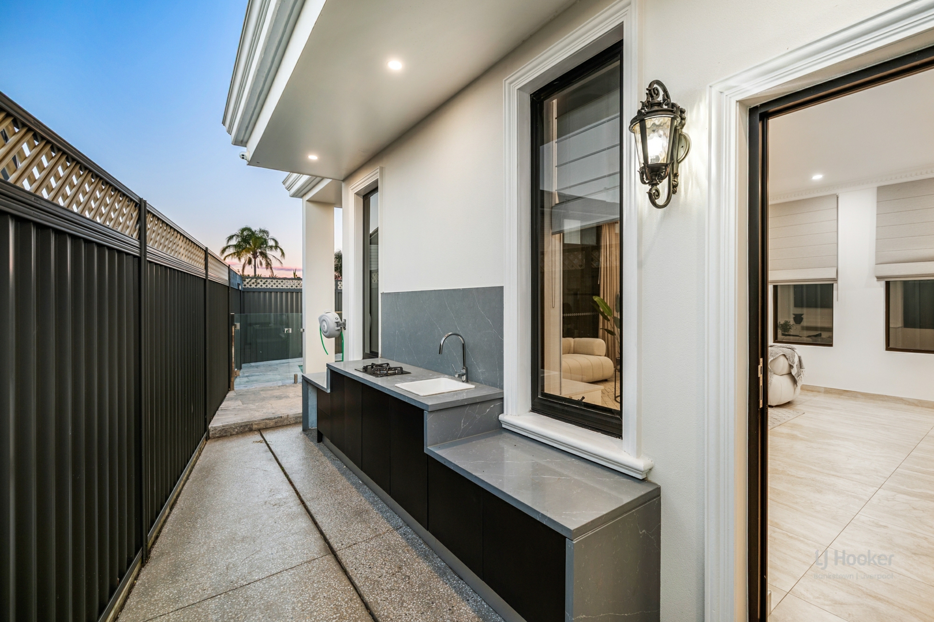 31 Templeton Crescent, MOOREBANK