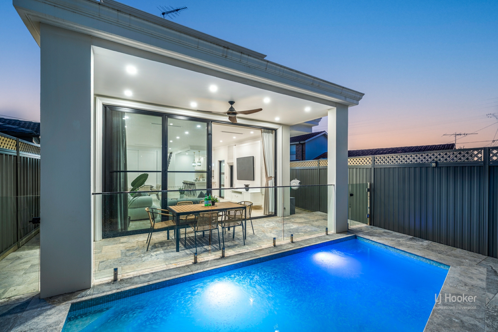 31 Templeton Crescent, MOOREBANK