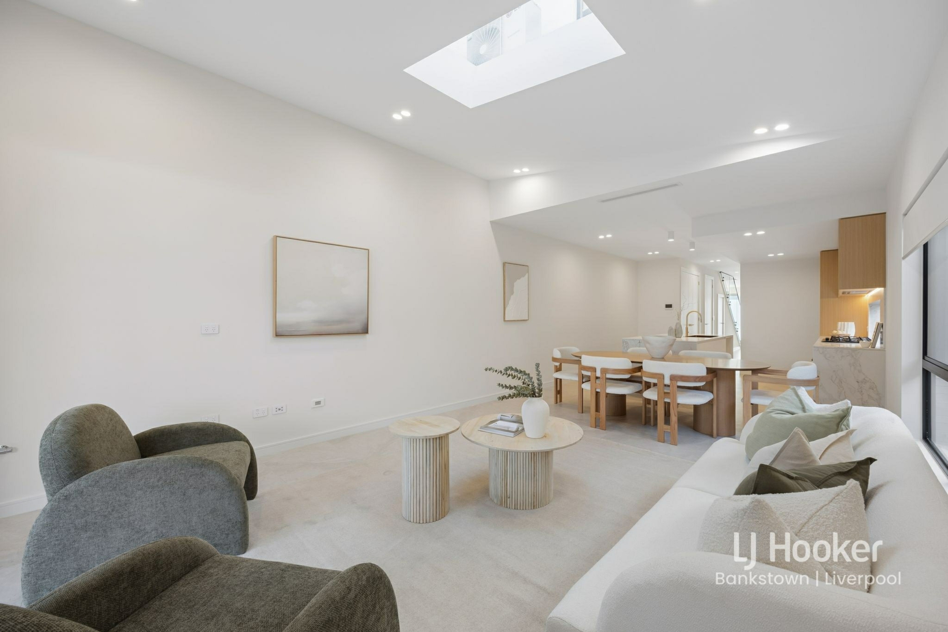 35B Longstaff Avenue — photo 7 of 16