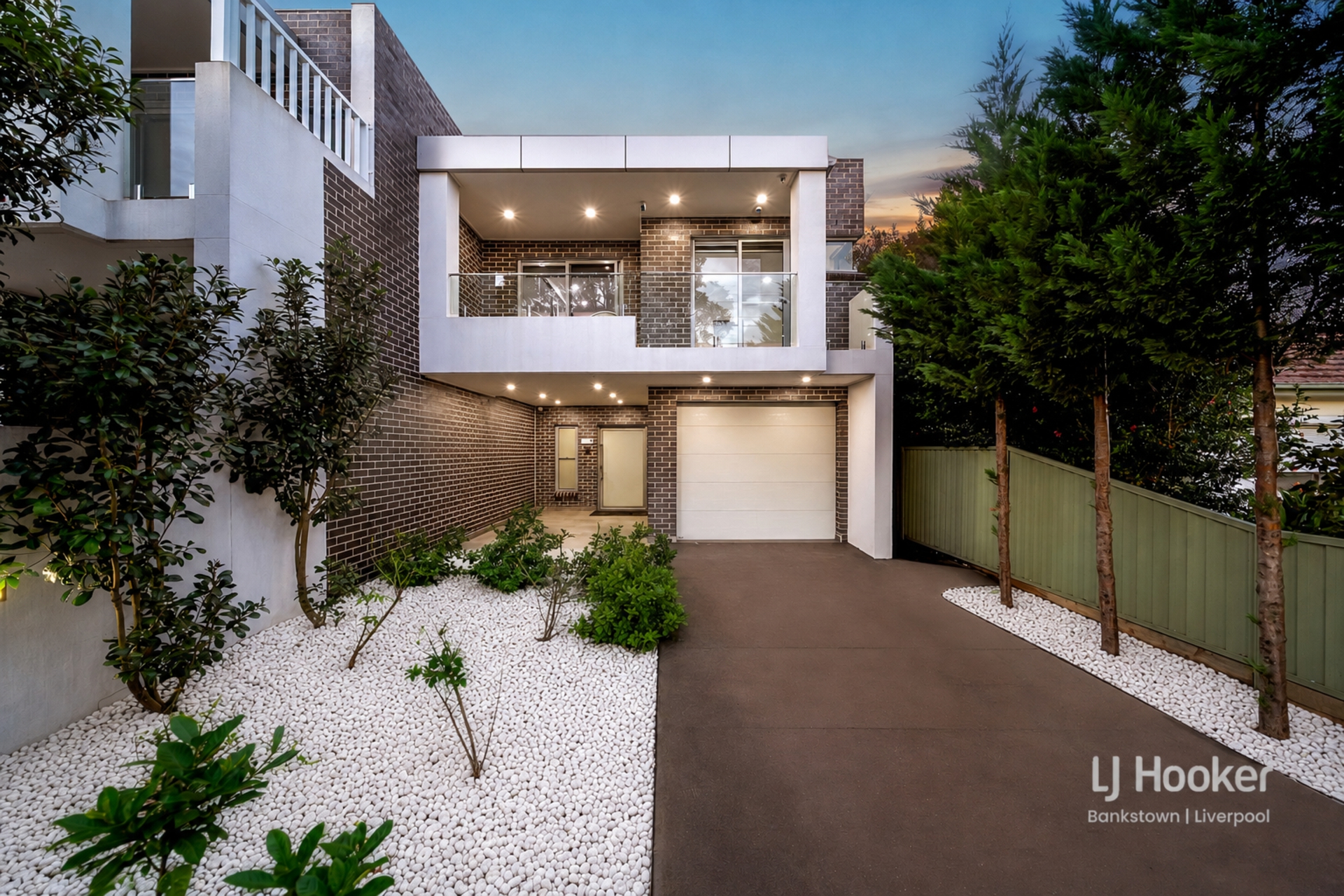 75a Albert Street — photo 2 of 11