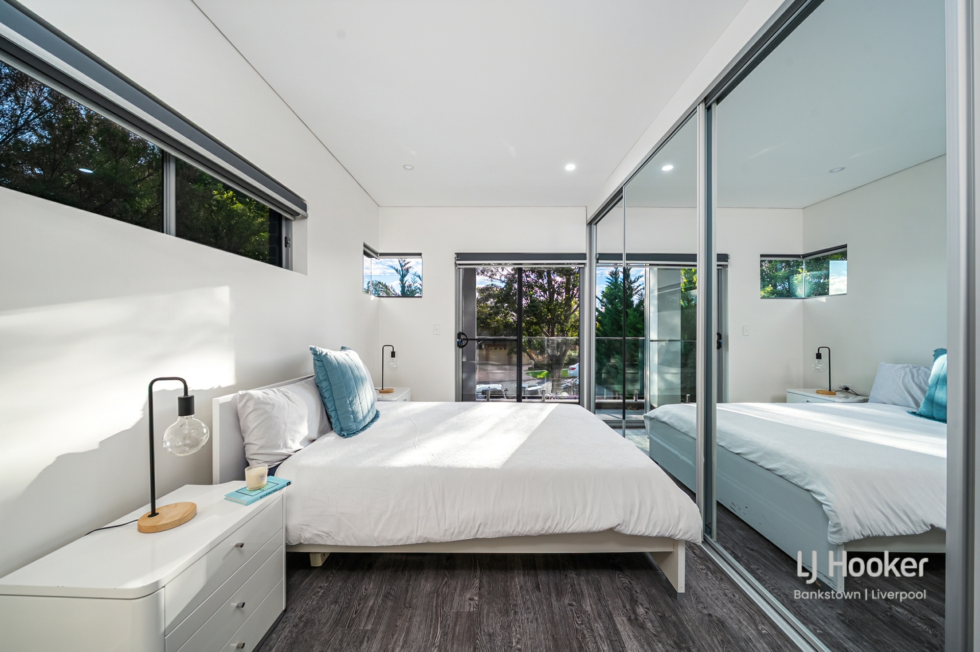 75a Albert Street — photo 9 of 11