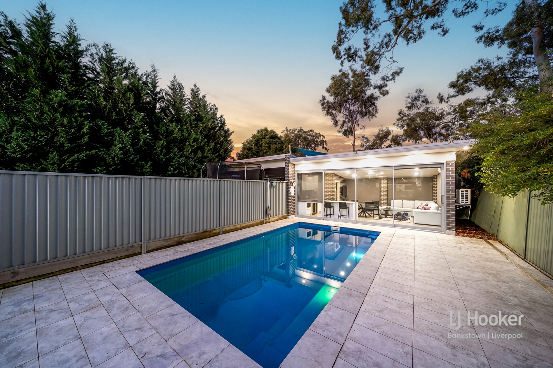 75a Albert Street — photo 11 of 11