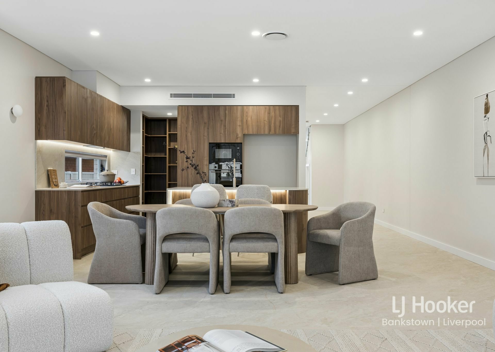 5B Jack O'Sullivan Road — photo 5 of 15