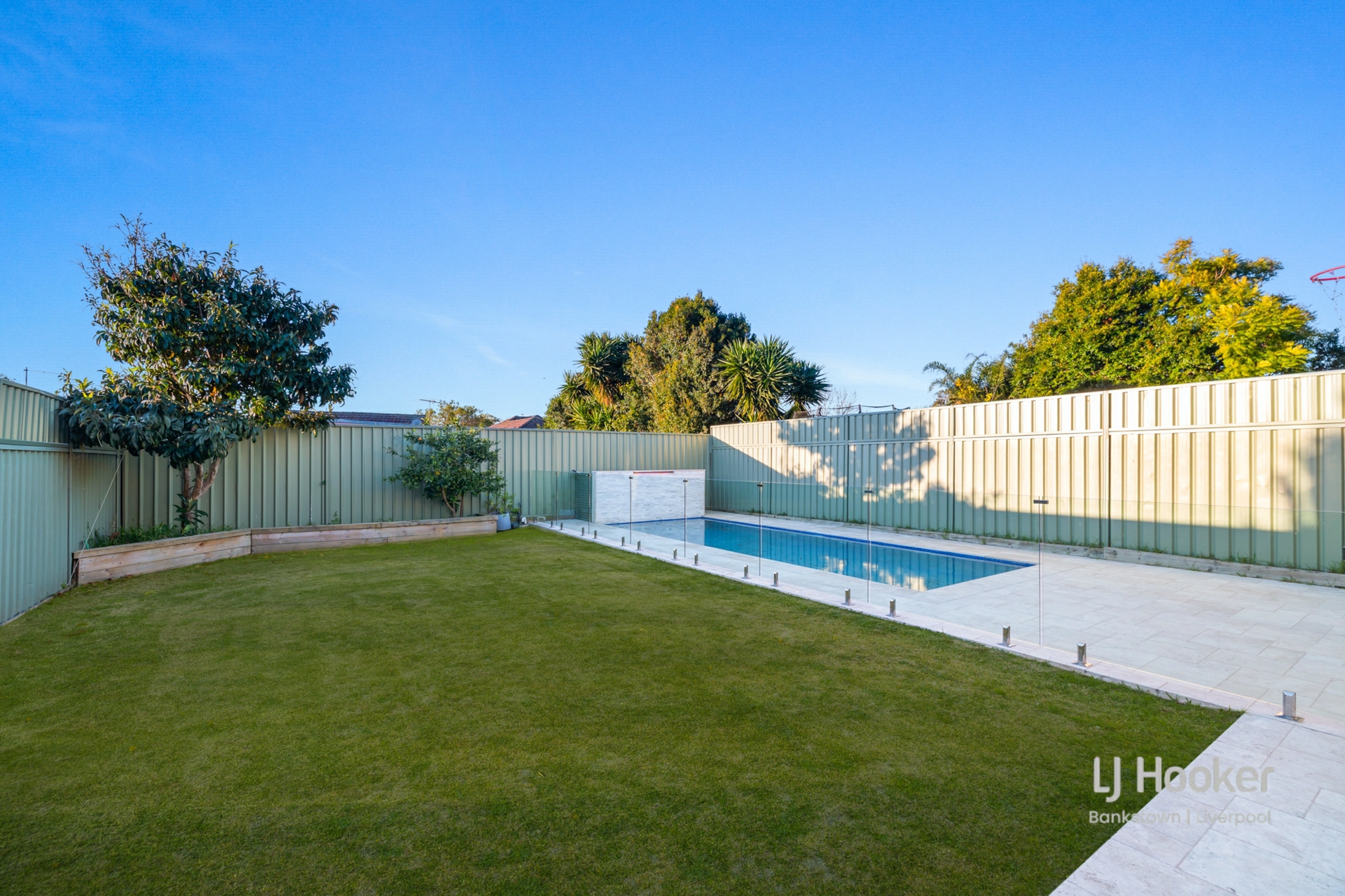 22 Freda Street — photo 6 of 12