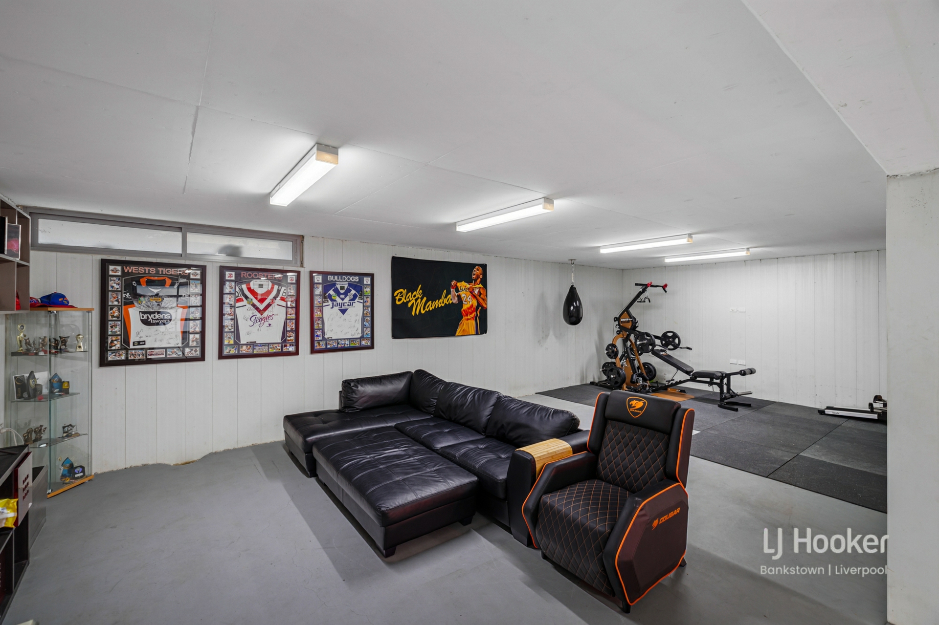 22 Freda Street — photo 11 of 12