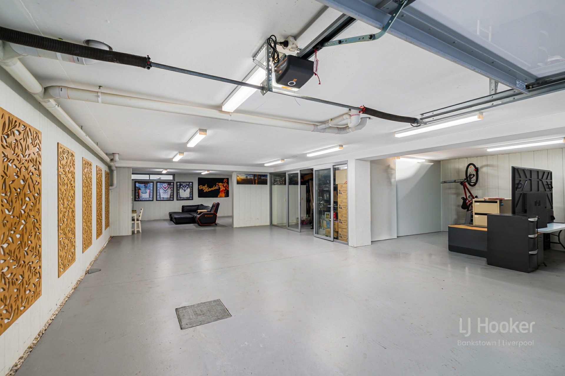 22 Freda Street — photo 12 of 12