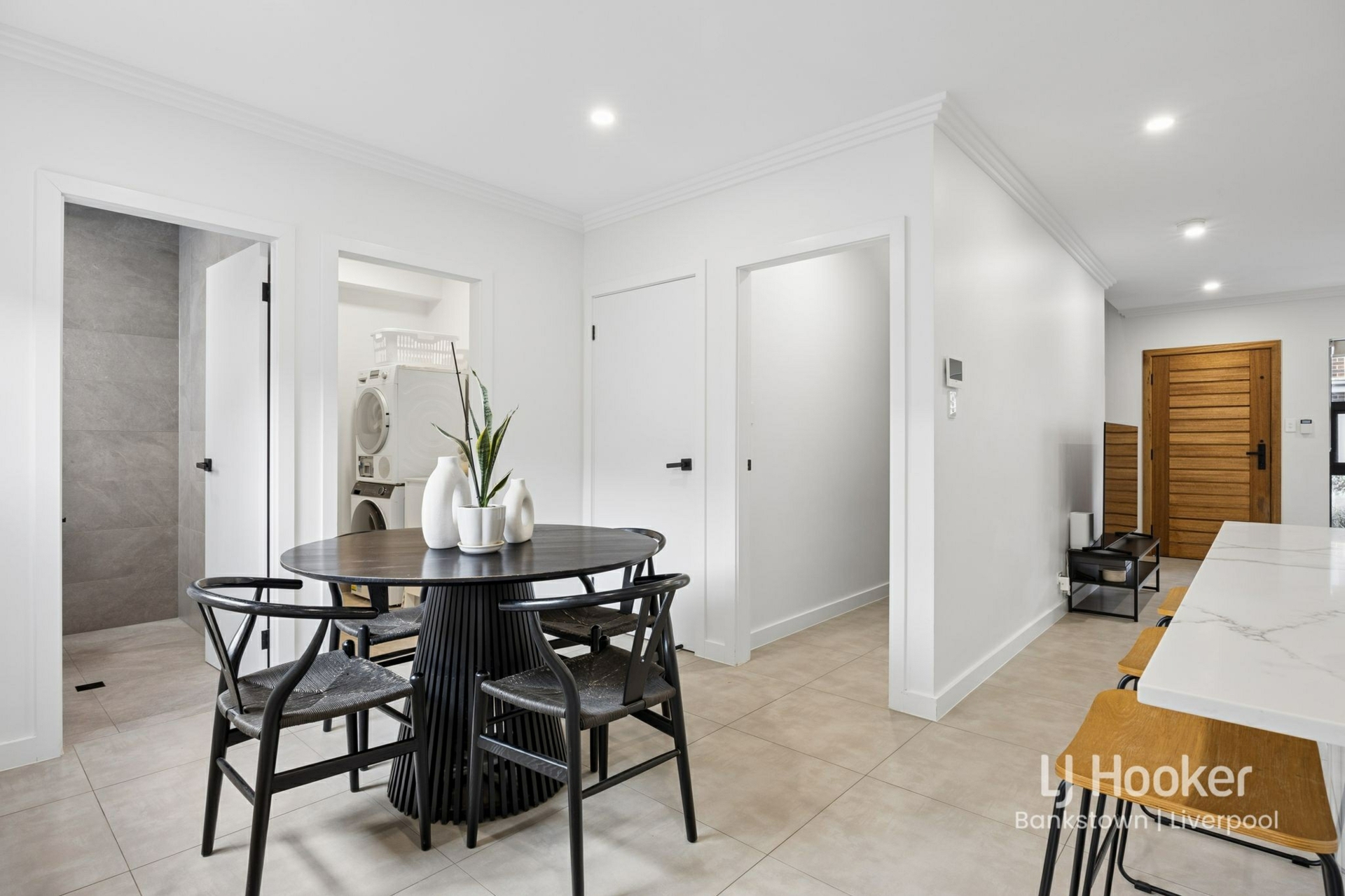 7/9-11 Elouera Crescent — photo 8 of 19