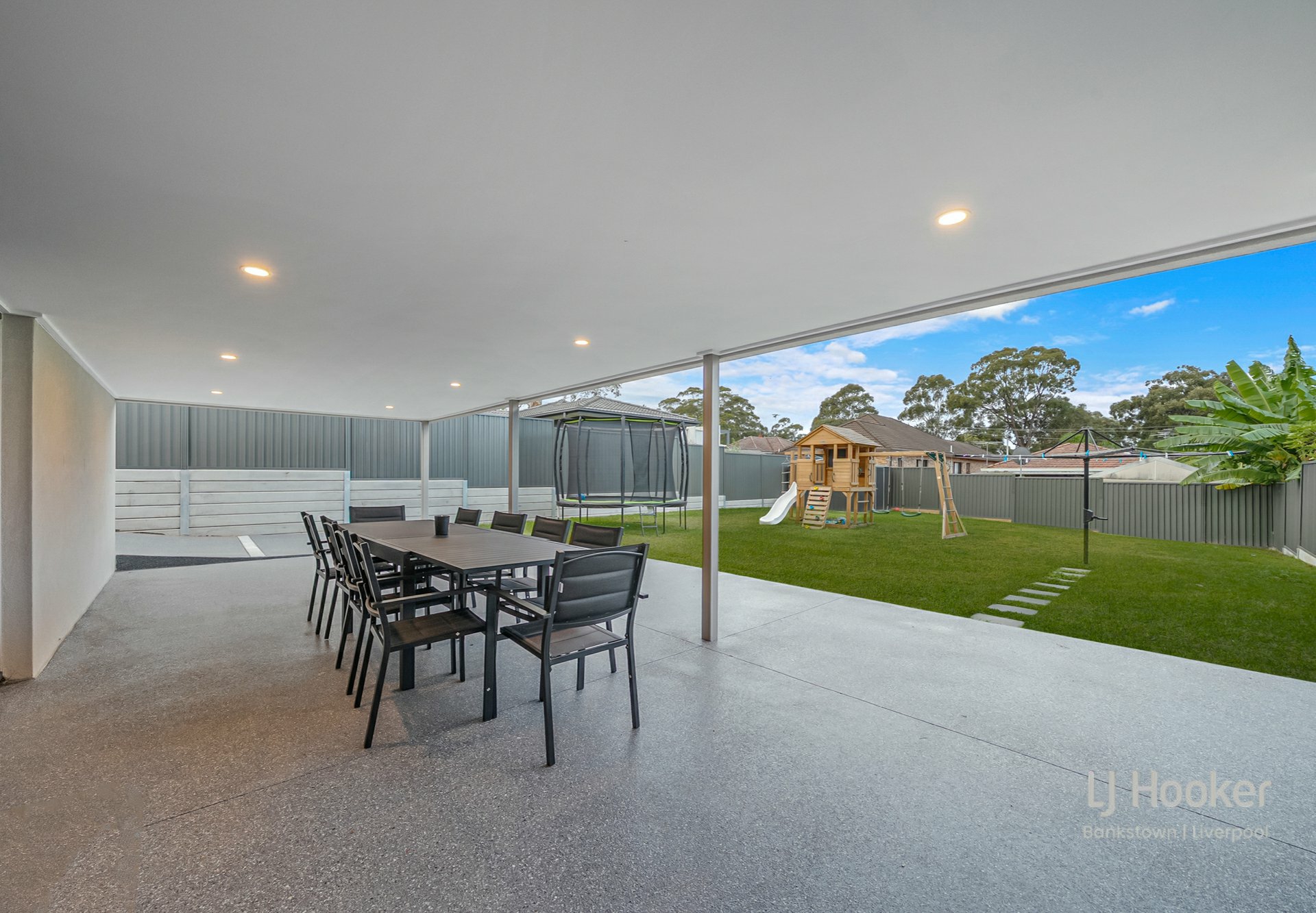 97 Fenwick Street — photo 9 of 9