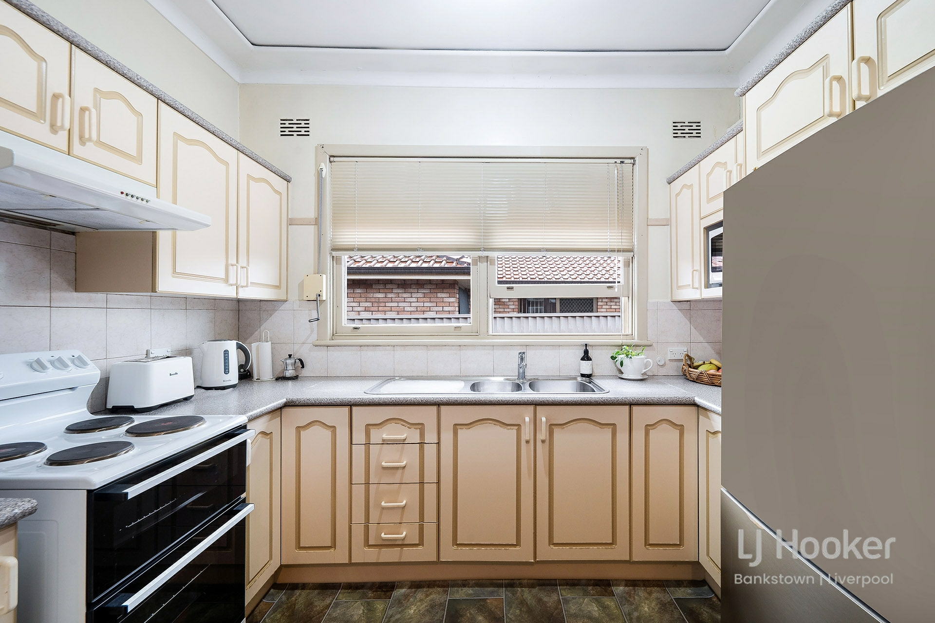 113 Davies Road — photo 7 of 13