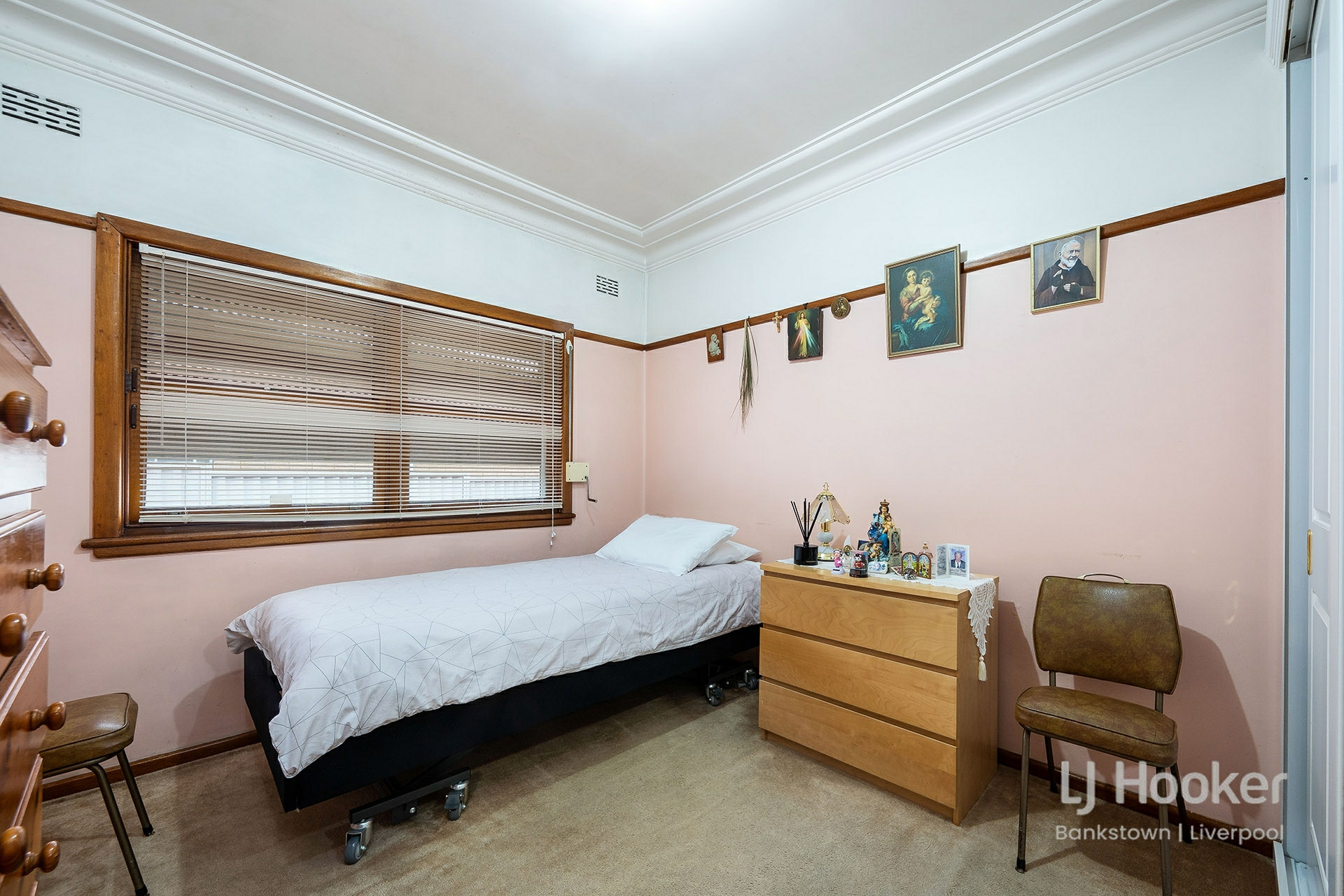 113 Davies Road — photo 10 of 13