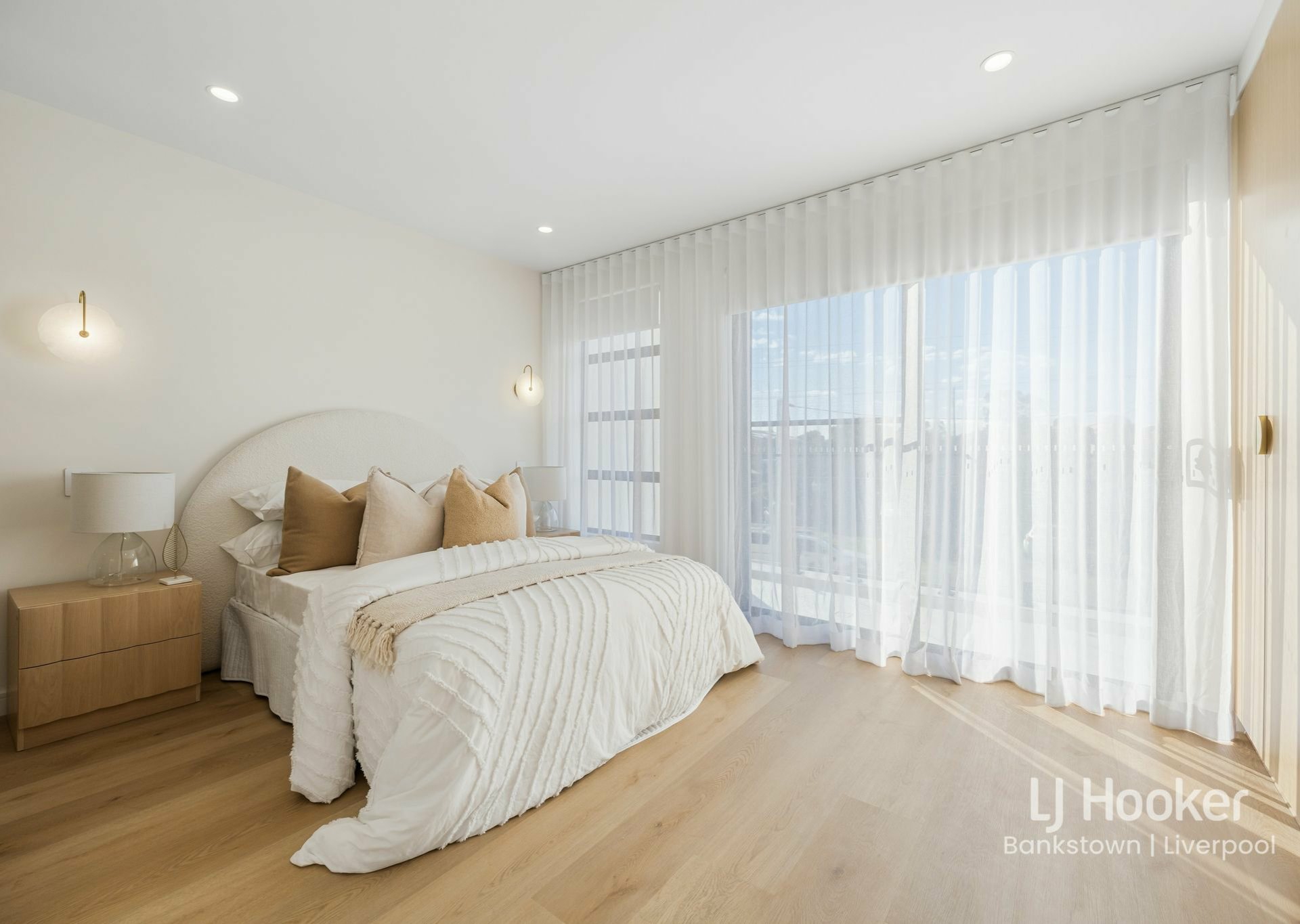 35B Longstaff Avenue — photo 9 of 15