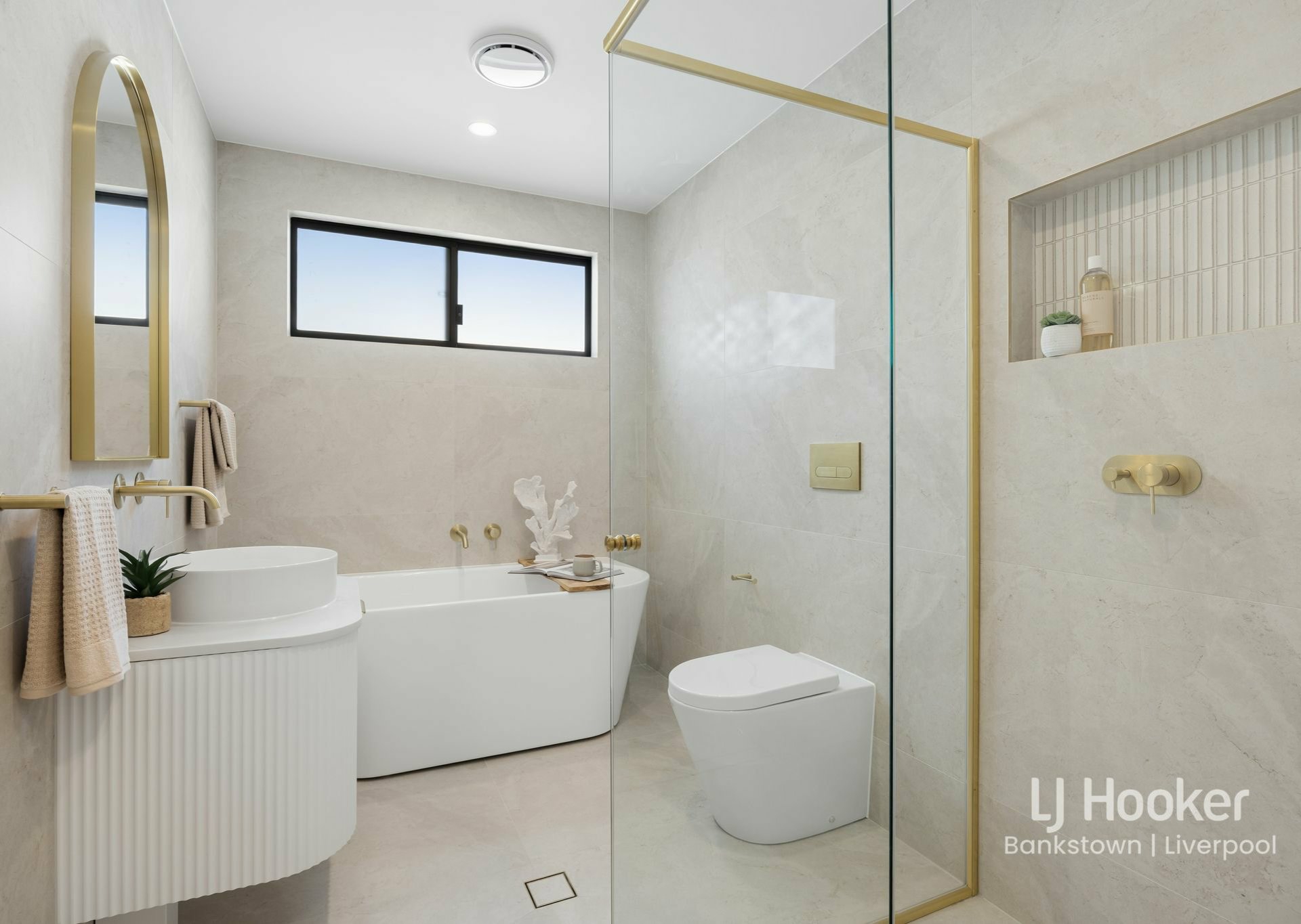 35B Longstaff Avenue — photo 13 of 15