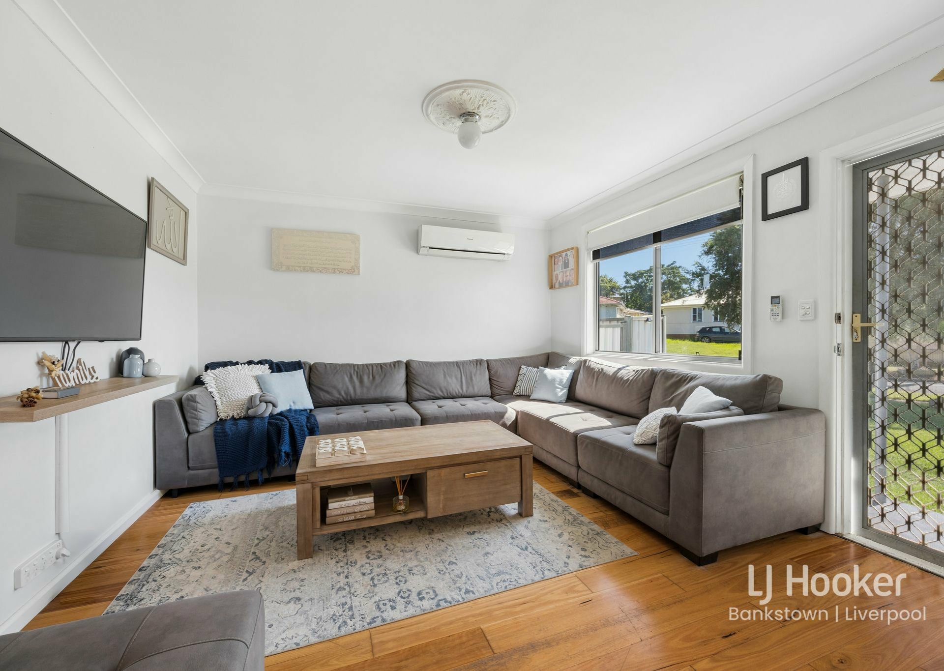 4 Clingan Avenue — photo 3 of 10