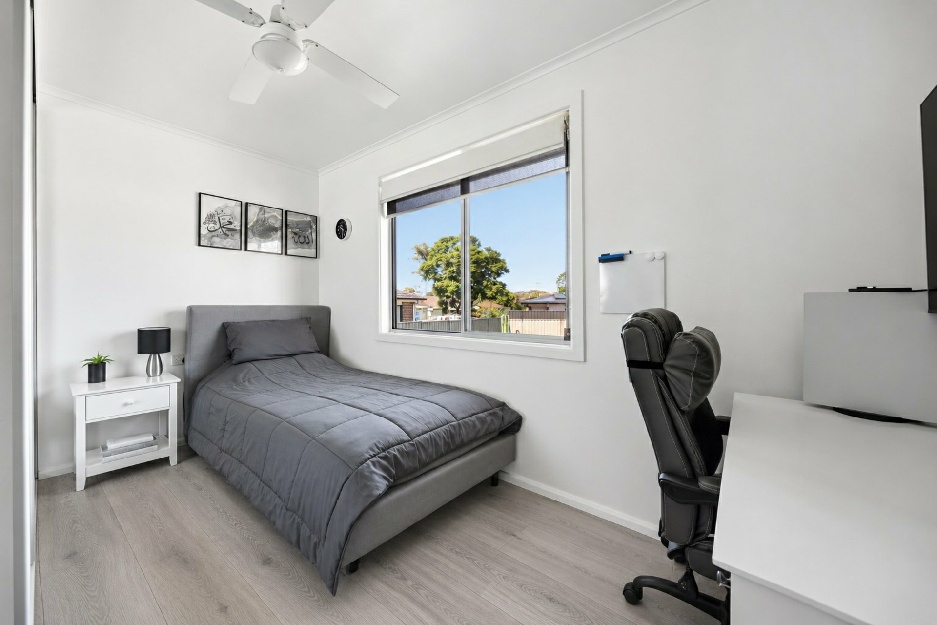 4 Clingan Avenue — photo 10 of 10