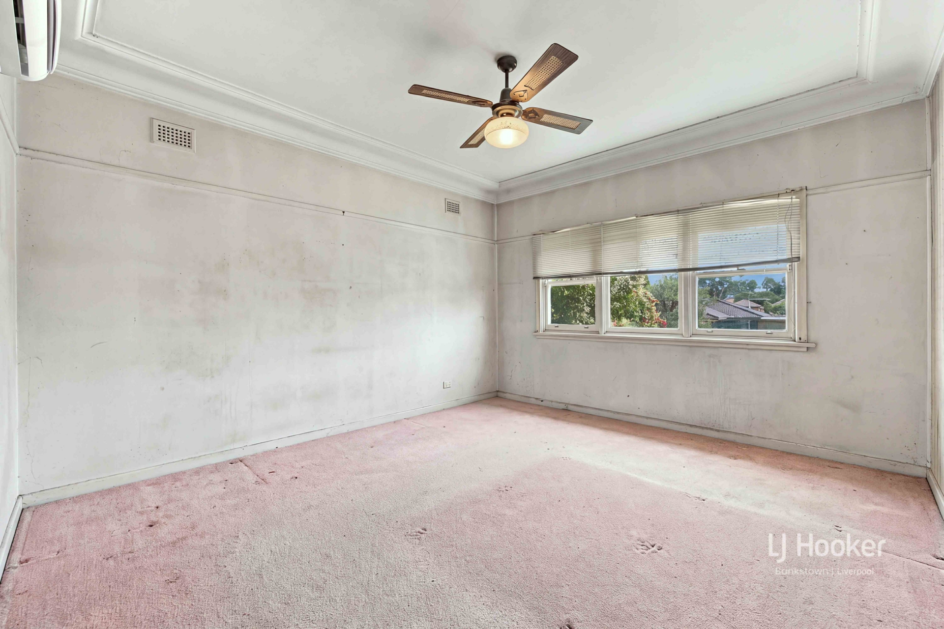 21 Wenke Crescent — photo 7 of 15