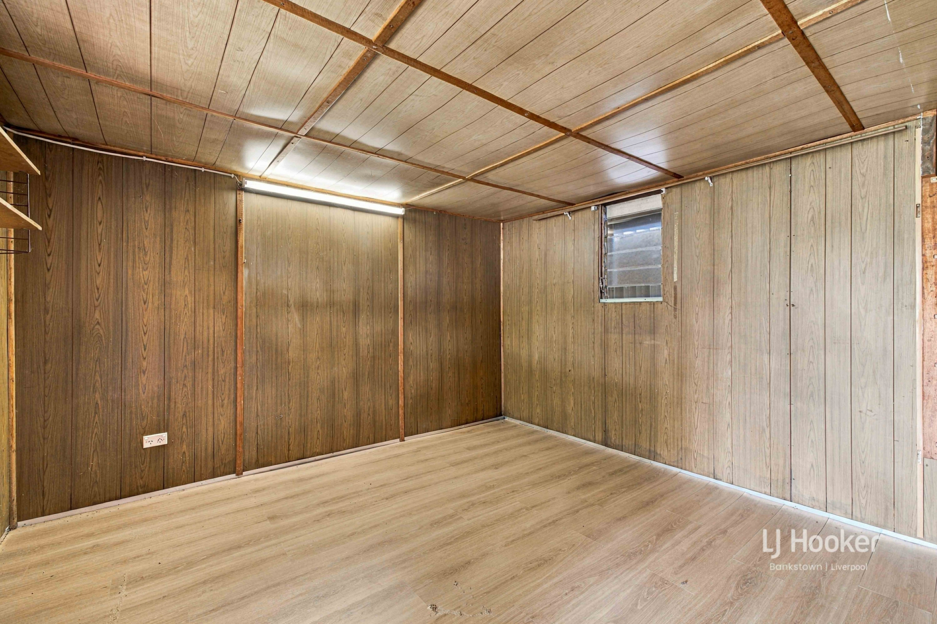 21 Wenke Crescent — photo 12 of 15