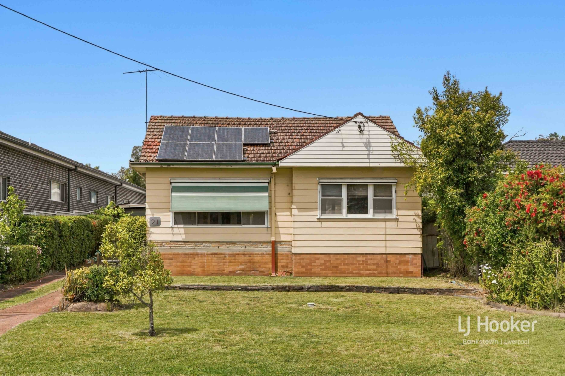 21 Wenke Crescent — photo 14 of 15