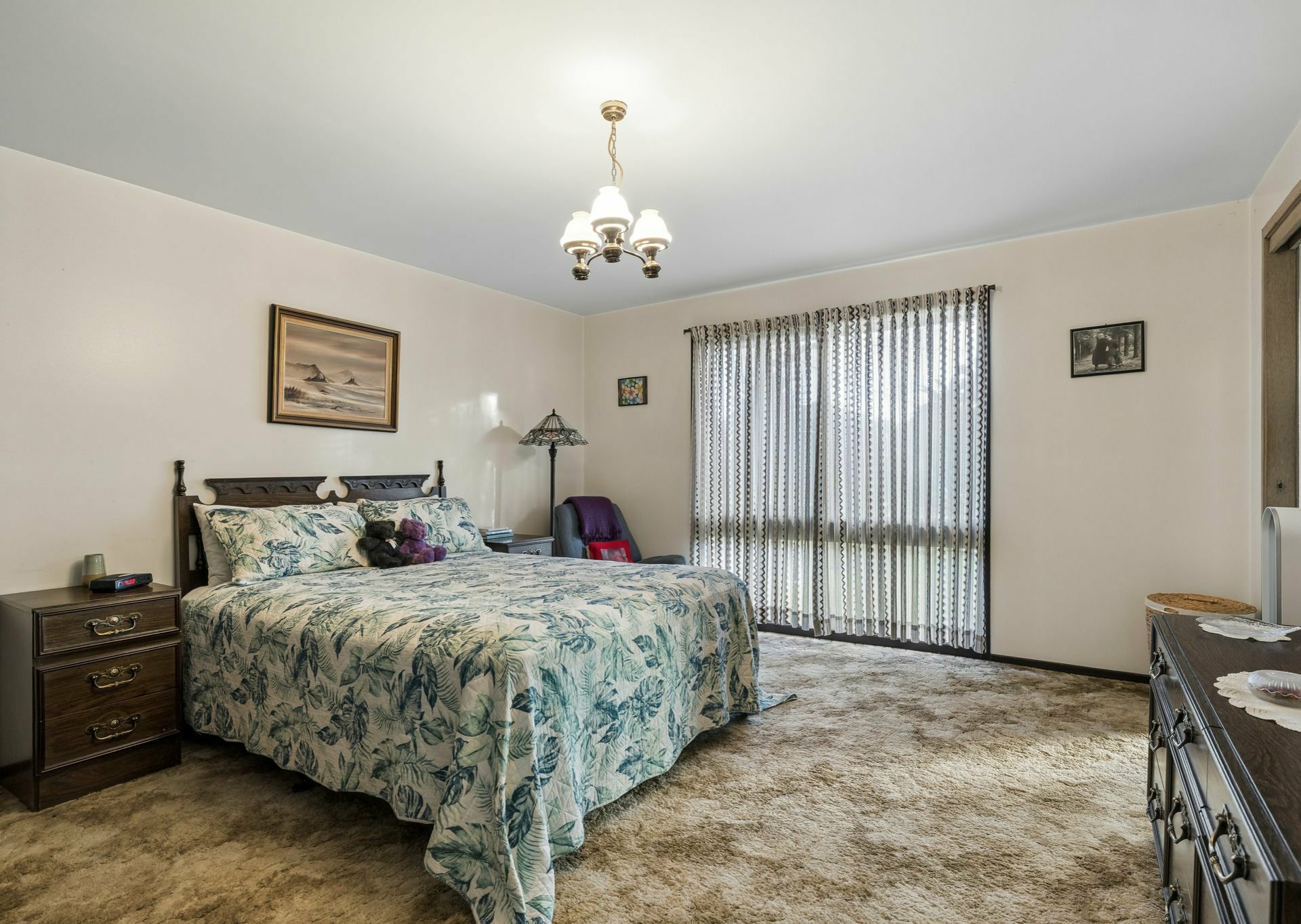 8 Renton Avenue — photo 8 of 14