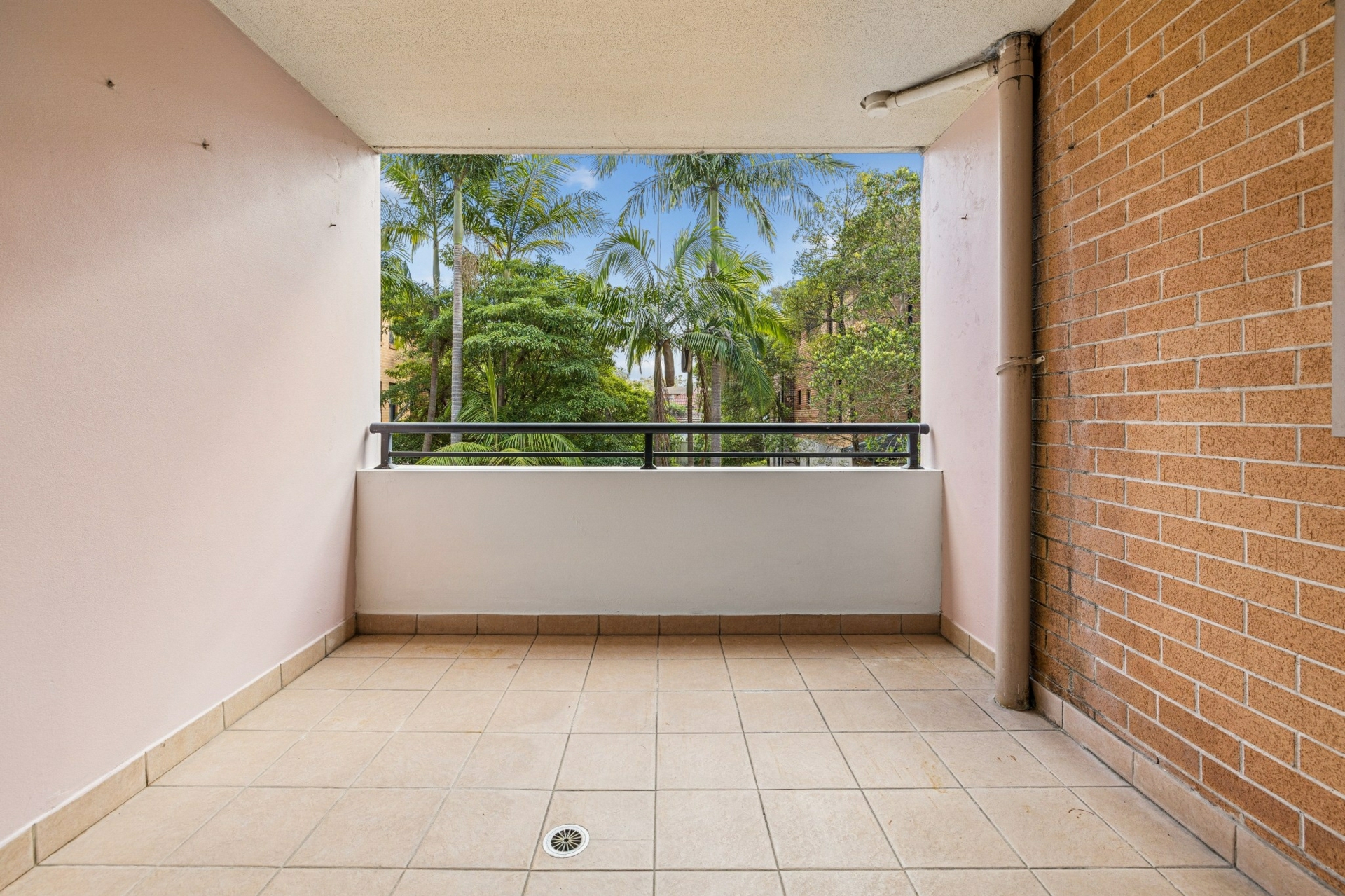 18/38 Meredith Street — photo 4 of 13