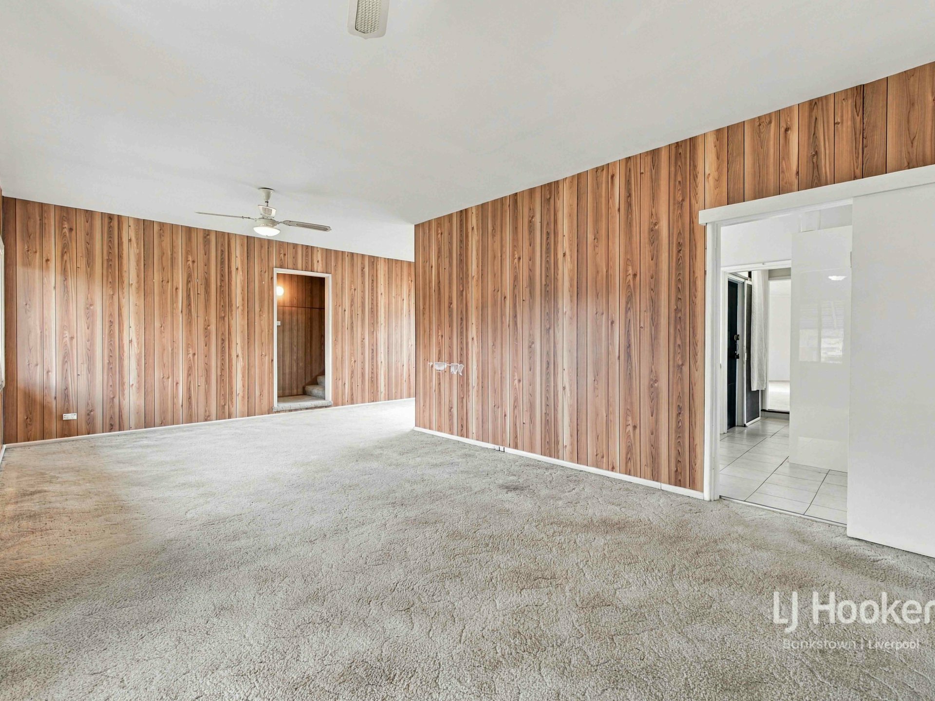 24 Orchard Rd — photo 3 of 9