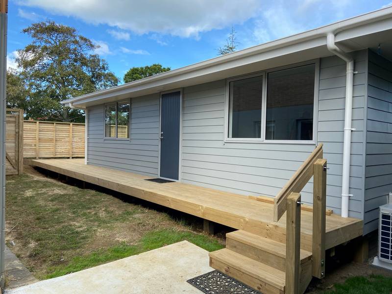 Te Atatu Peninsula, 0610