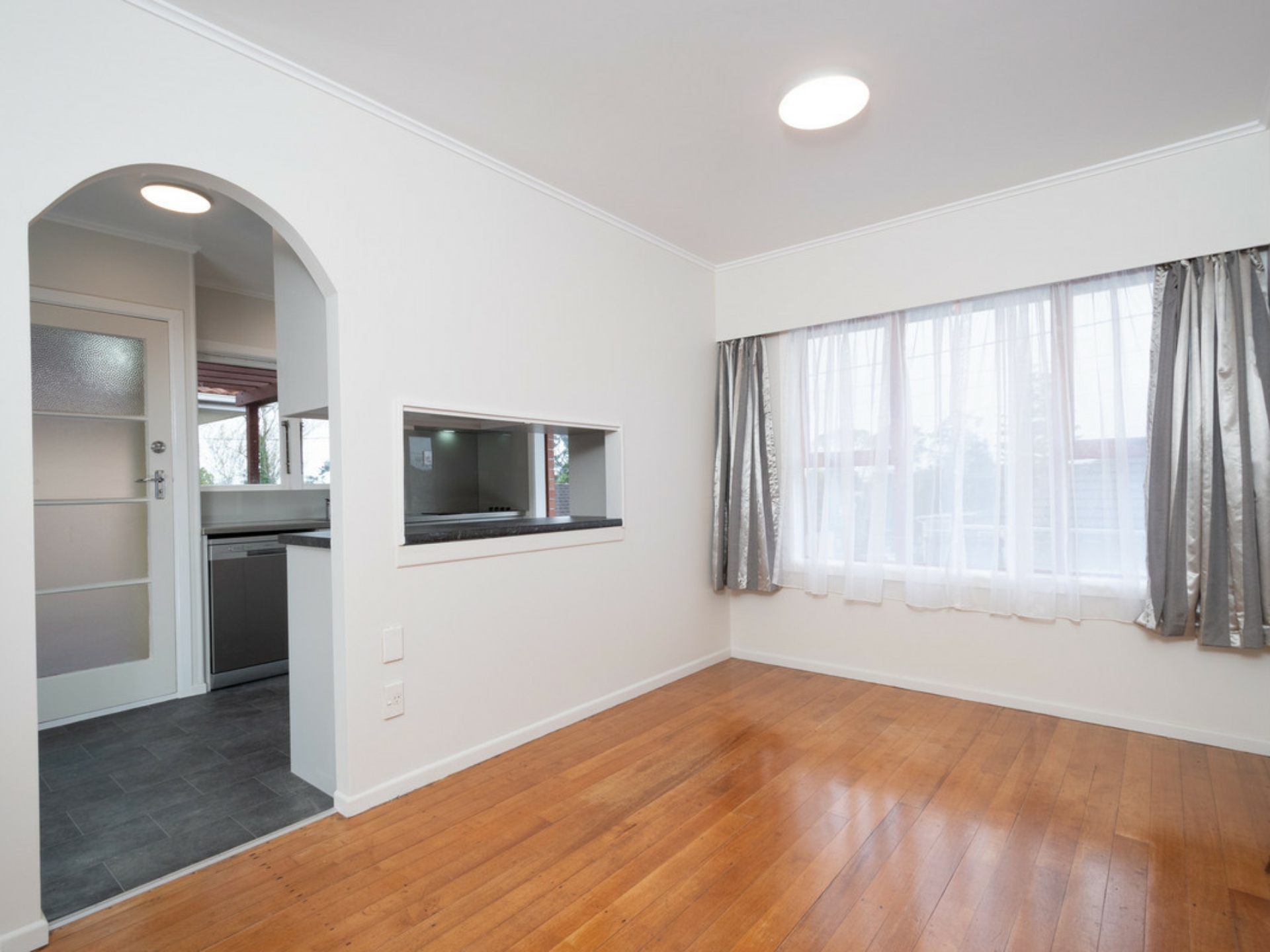Te Atatu South, 0602