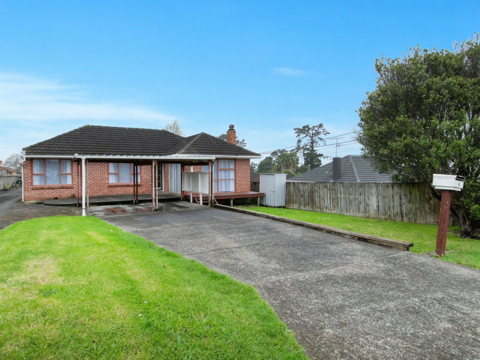 Te Atatu South, 0602