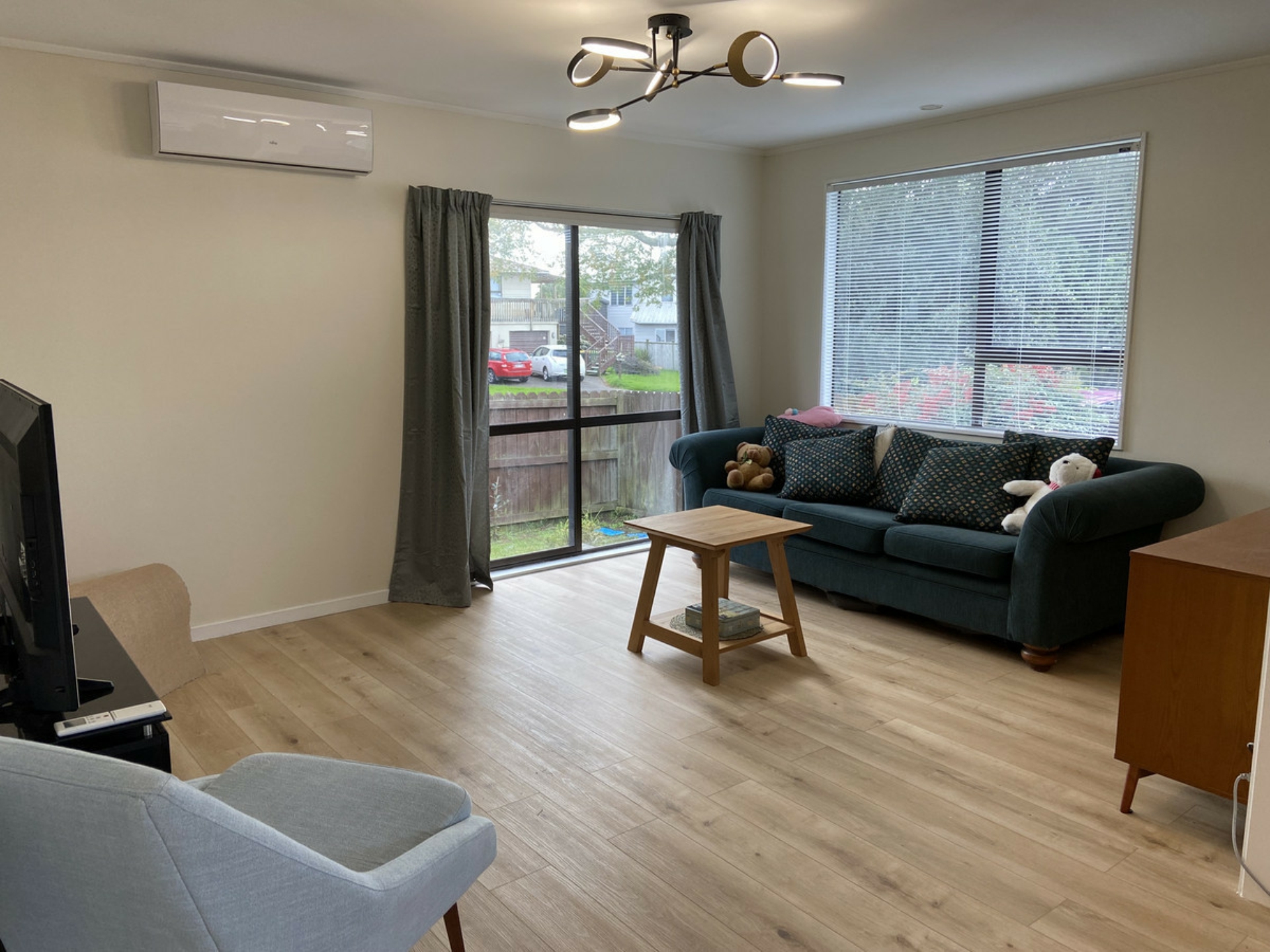 Te Atatu Peninsula, 0610