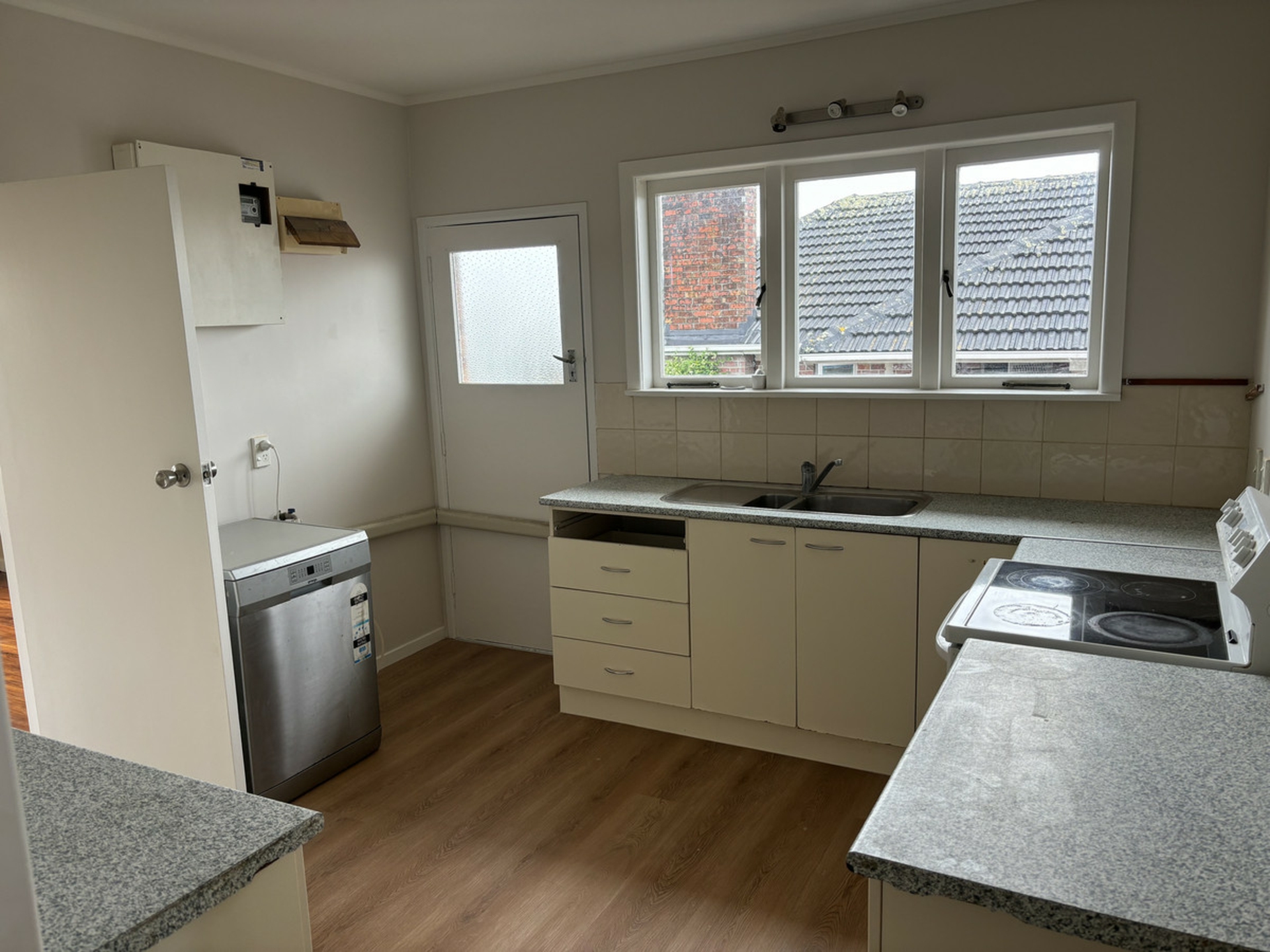 34 Golf Road, NEW LYNN