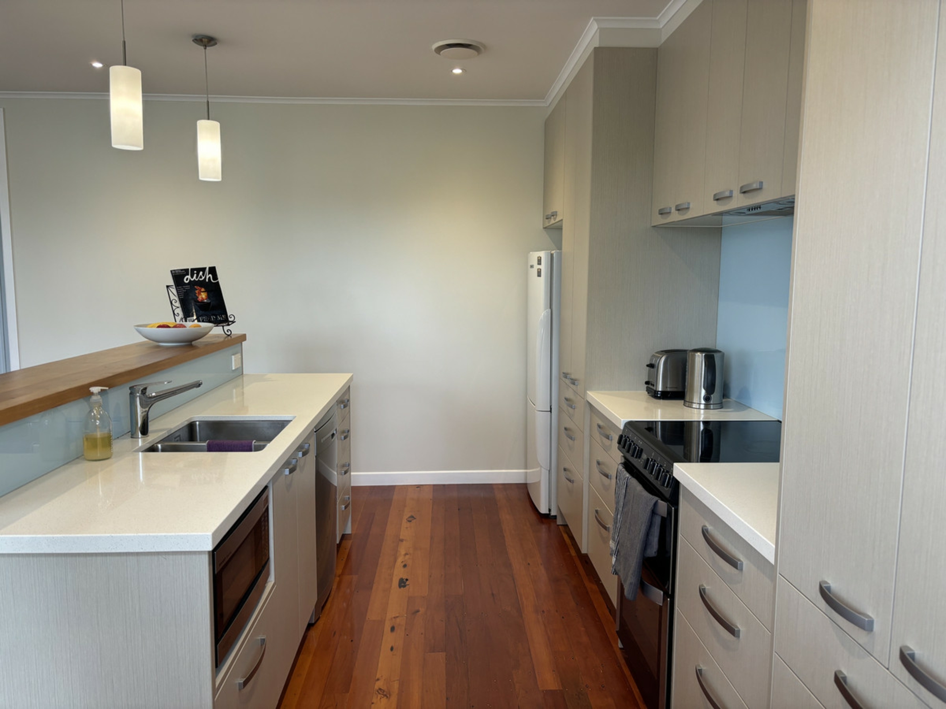 22 Clinton Avenue, TE ATATU PENINSULA