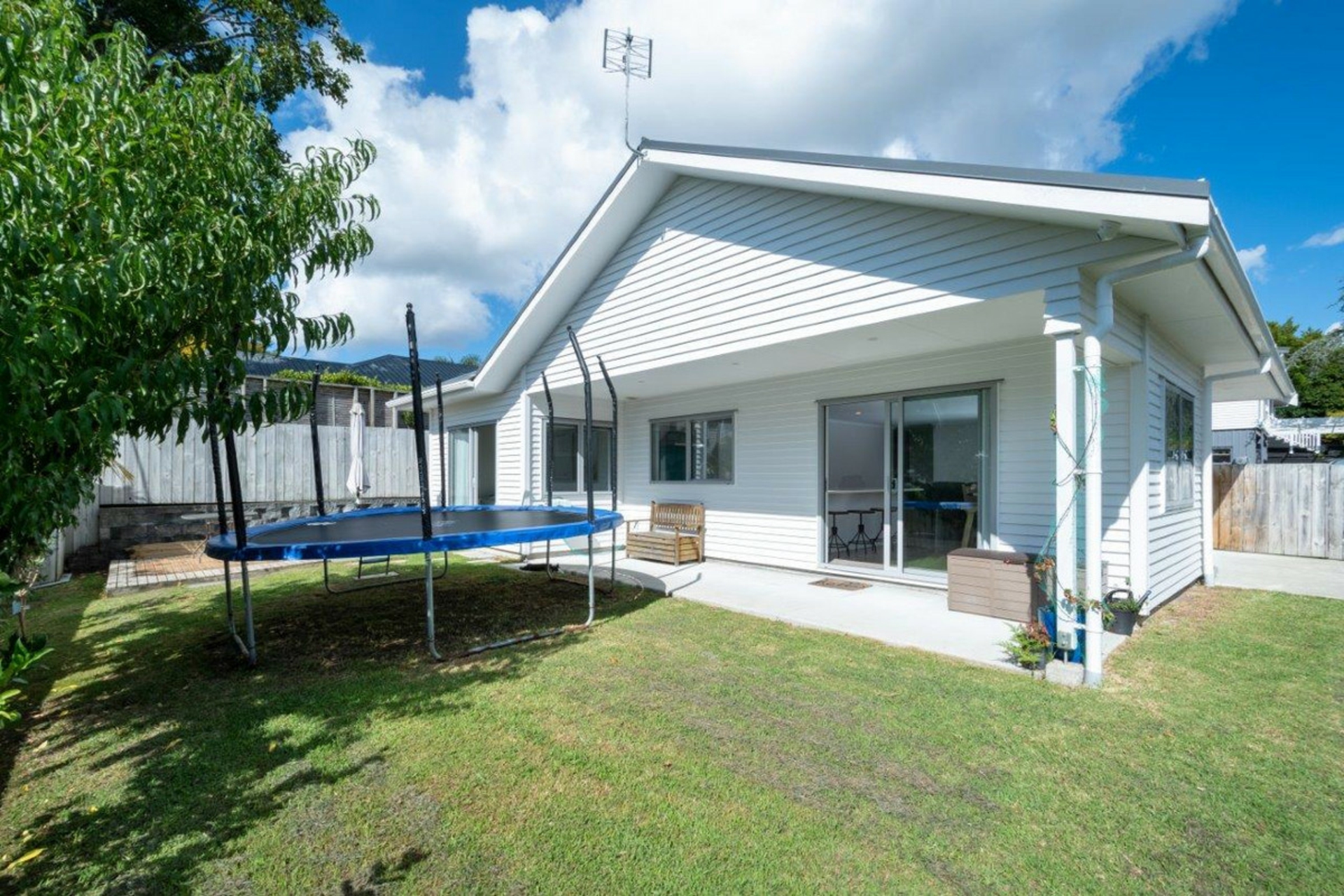 B/91 Wharf Road, TE ATATU PENINSULA