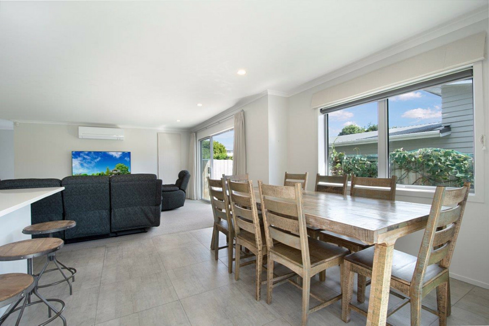 B/91 Wharf Road, TE ATATU PENINSULA