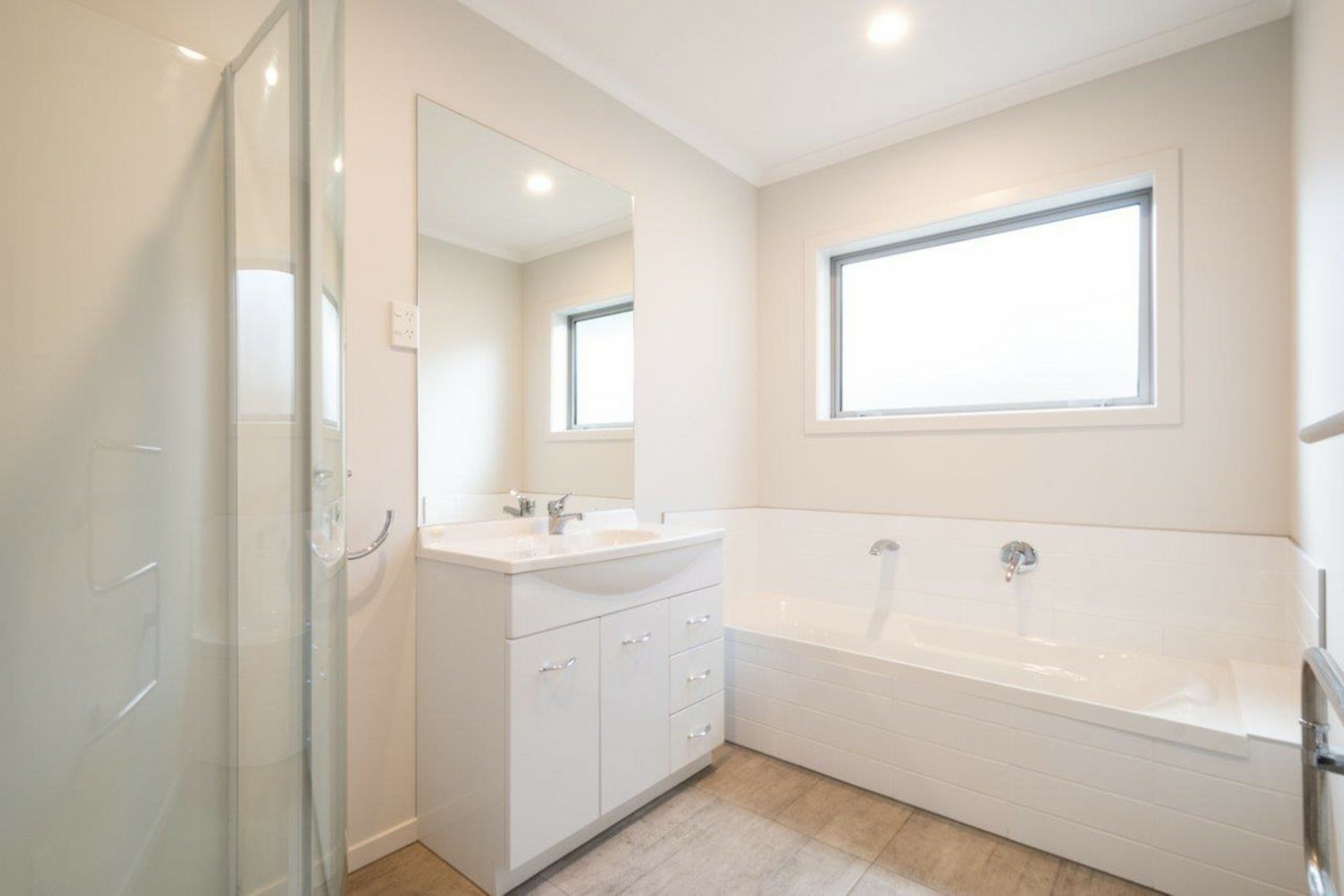 B/91 Wharf Road, TE ATATU PENINSULA