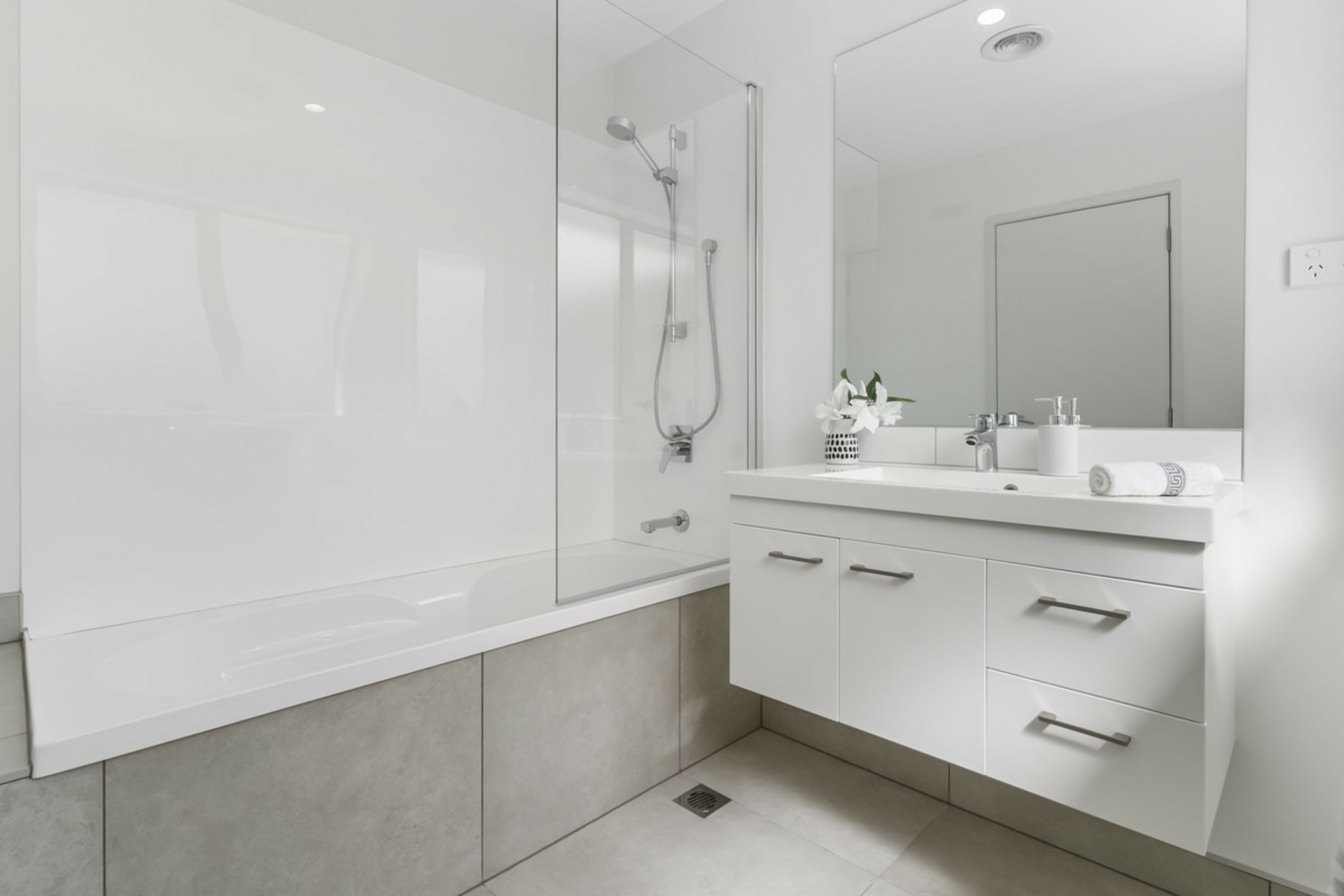A/64 Fir Street, WATERVIEW