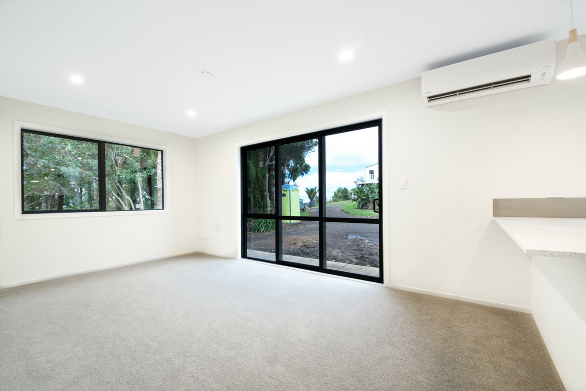 a/164 Opanuku Road, HENDERSON VALLEY