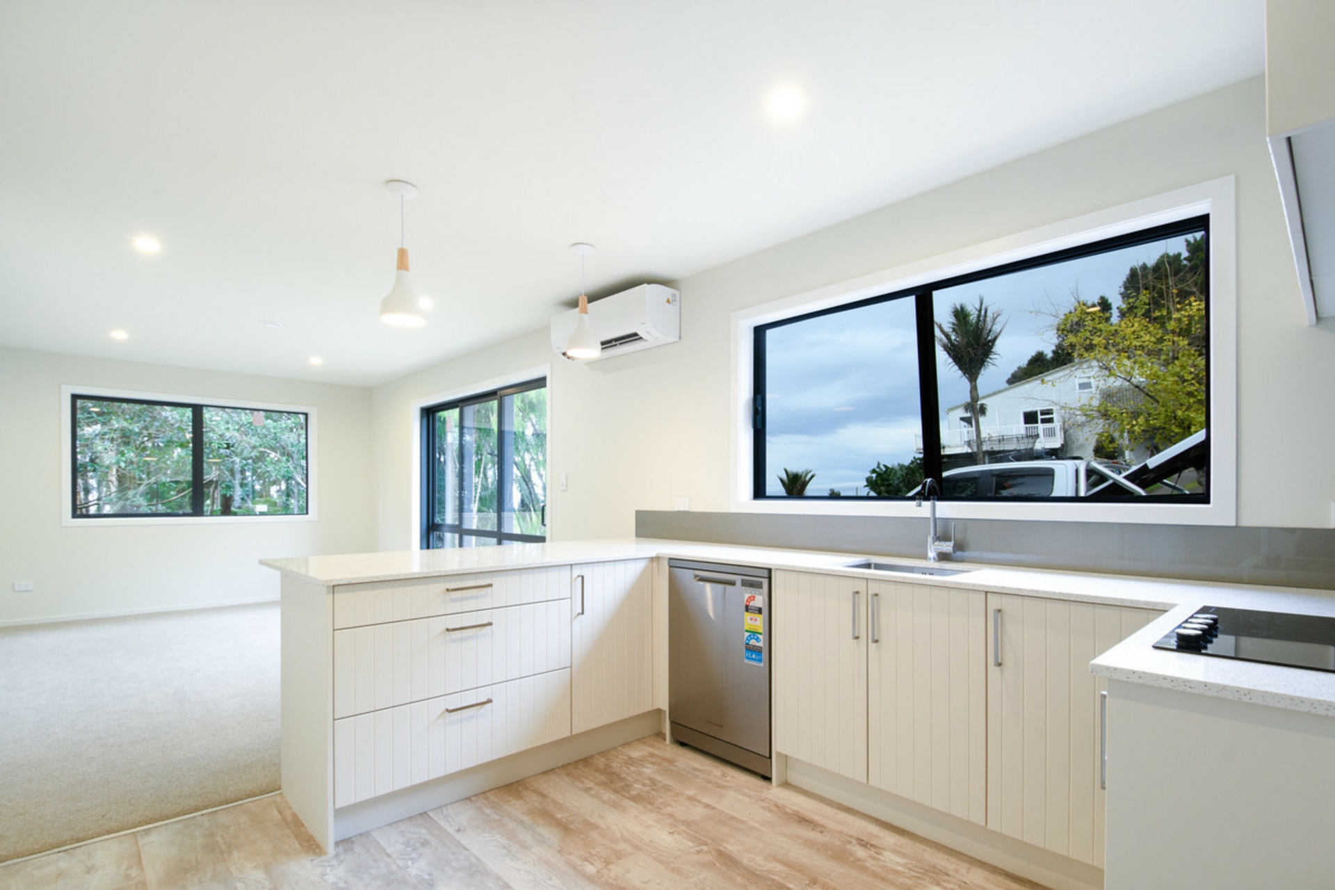 a/164 Opanuku Road, HENDERSON VALLEY