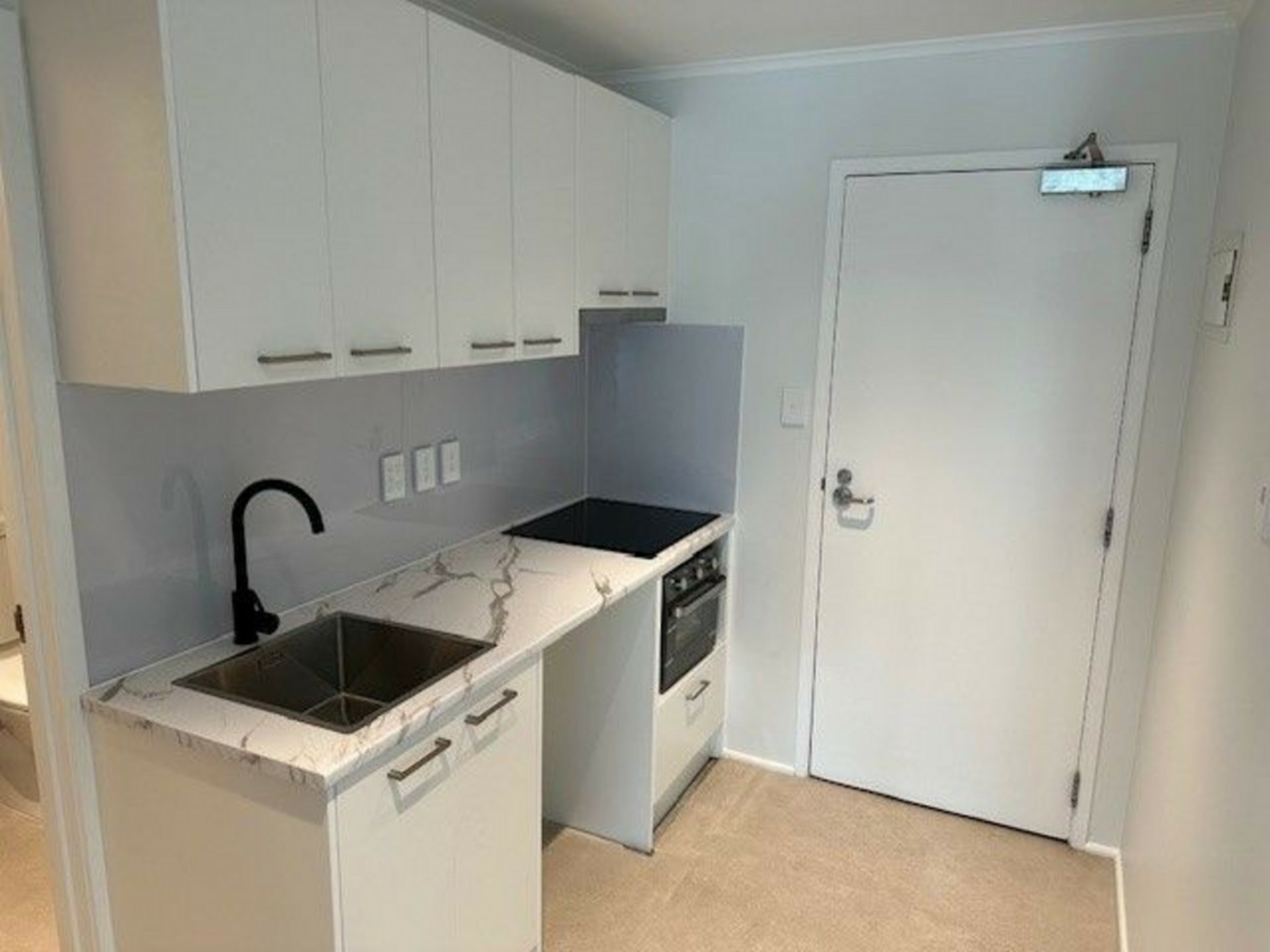 2C/30 Westward Ho Road, GLEN EDEN