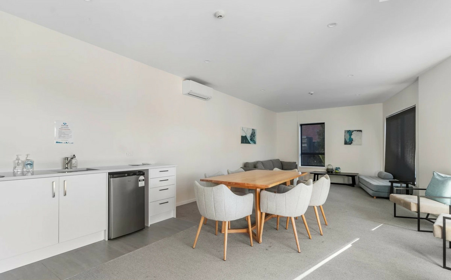 201/1C Oakley Avenue, WATERVIEW