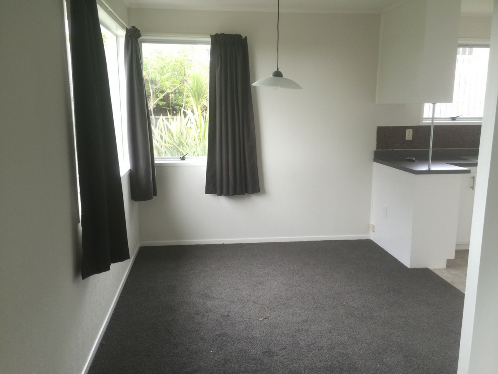 4 Stallard Place, GLEN EDEN
