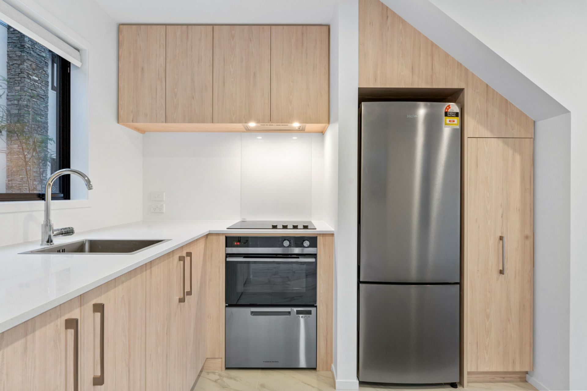 16/10 Fathom Place, TE ATATU PENINSULA