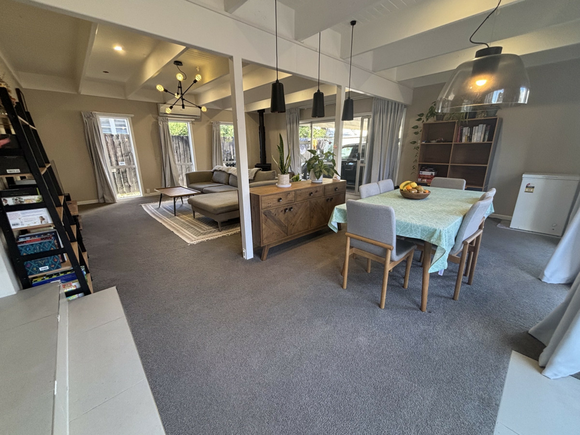 16 Taikata Road, TE ATATU PENINSULA