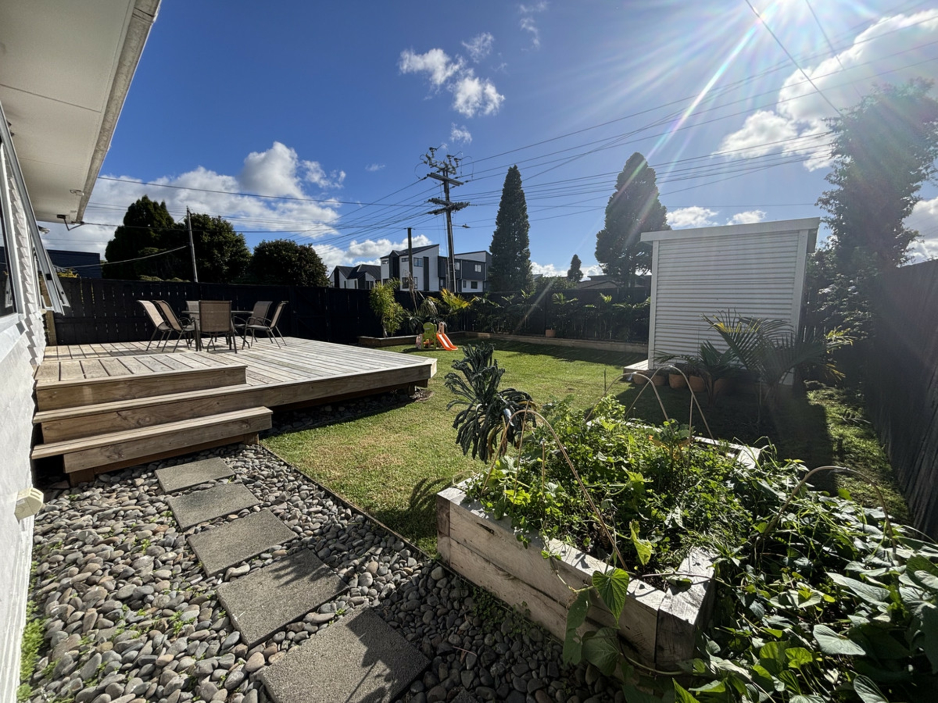 16 Taikata Road, TE ATATU PENINSULA