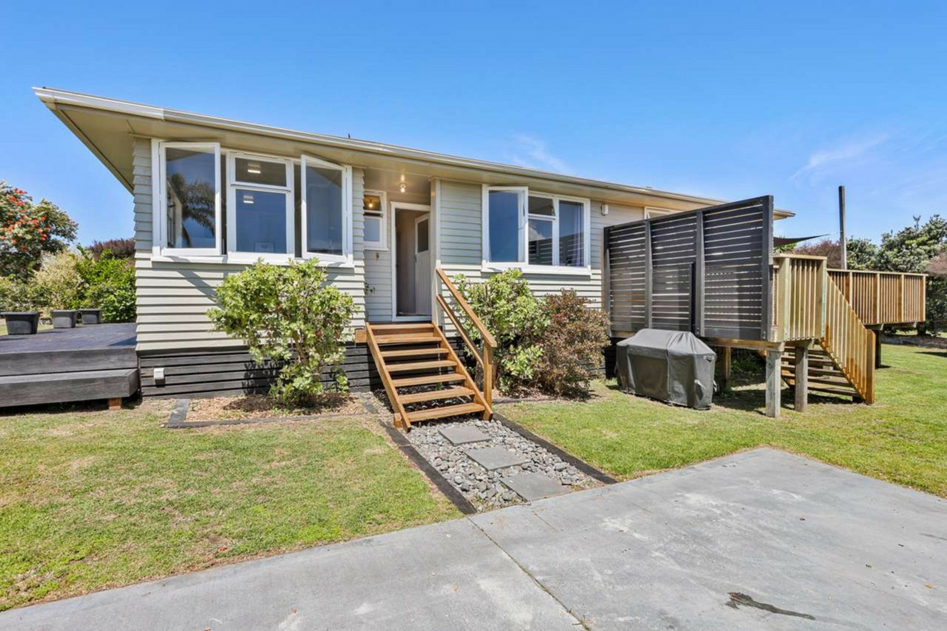 10 Norfolk Drive, MANGAWHAI HEADS