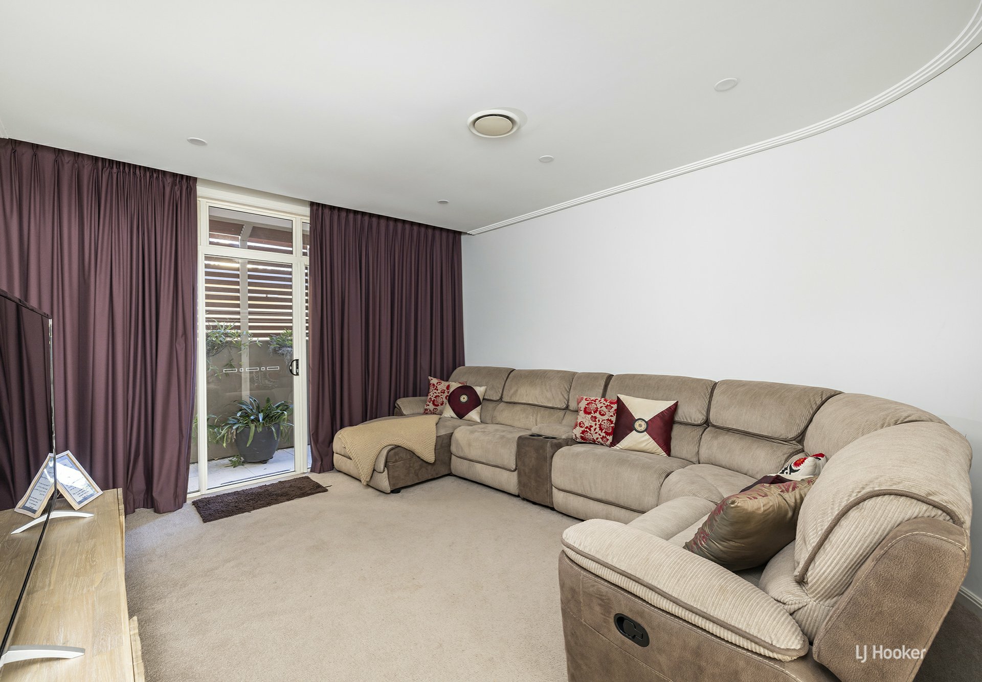 25 Christmas Bush Ave, NELSON BAY