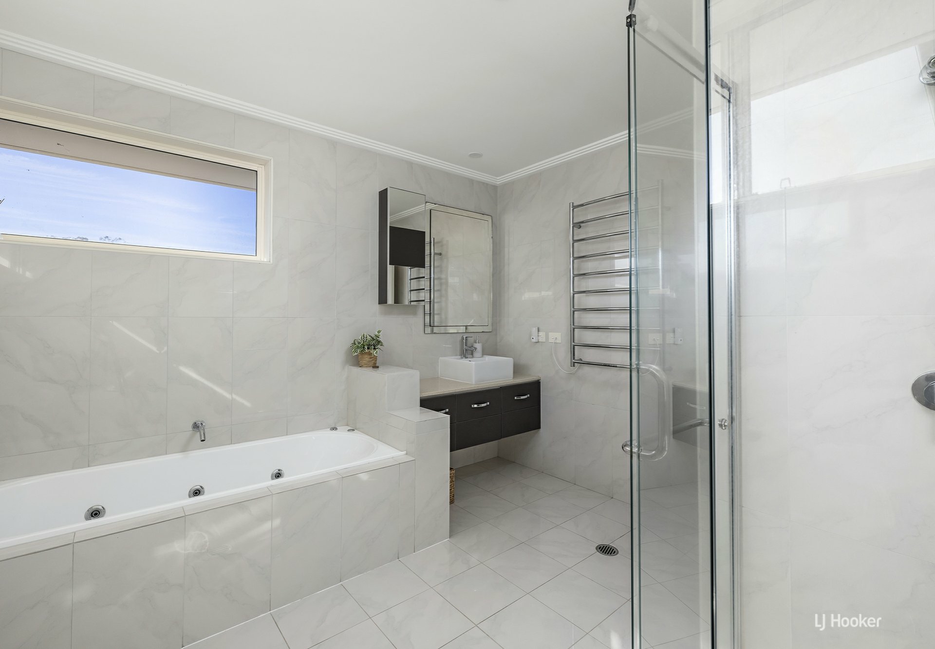 25 Christmas Bush Ave, NELSON BAY
