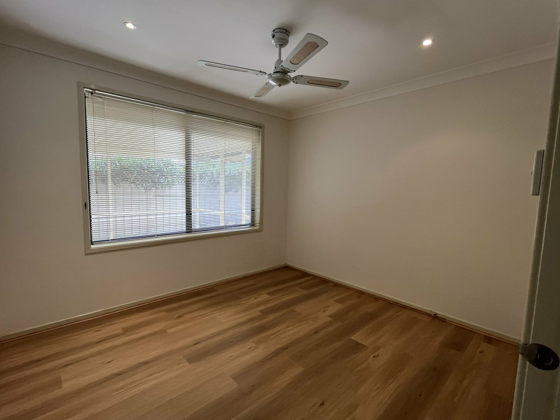 28 Albacore Drive, CORLETTE