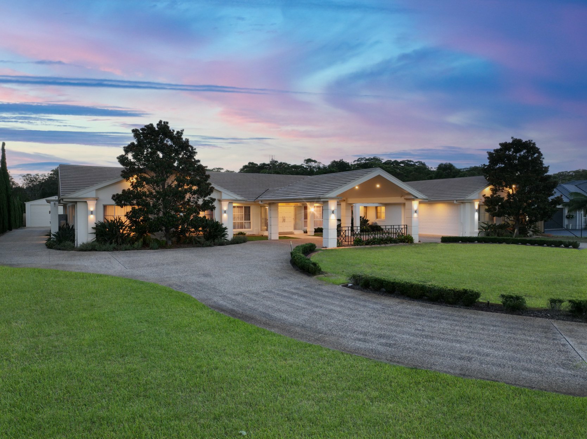 26 Reflections Drive, ONE MILE
