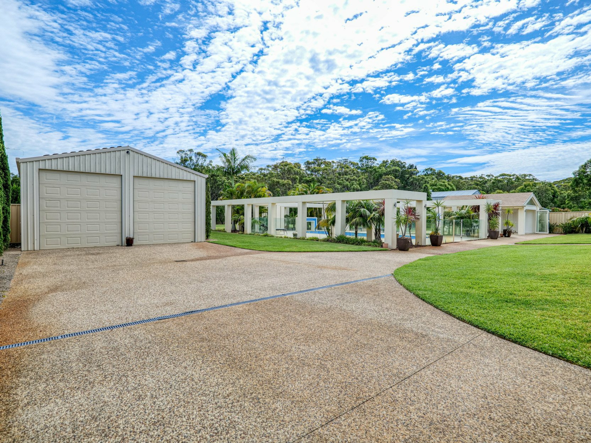 26 Reflections Drive, ONE MILE